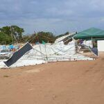 VÍDEO: VENTO FORTE VIRA O FESTIVAL DE PRAIA DE CABEÇA PARA BAIXO E DEIXA DOIS FERIDOS EM PIMENTEIRAS
